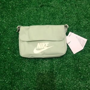 Nike crossbody bag